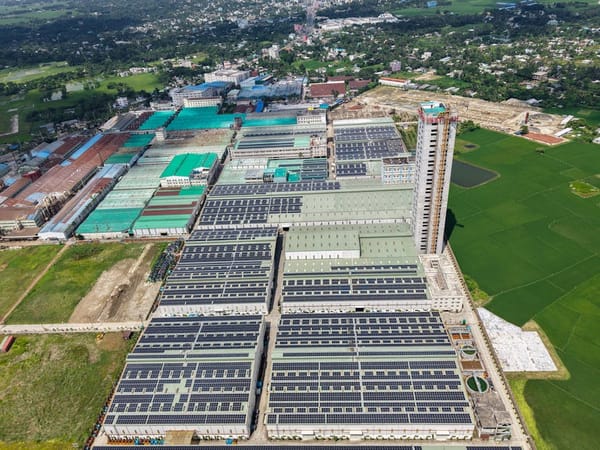 孟加拉国服装业转型：可持续时尚成出口新引擎